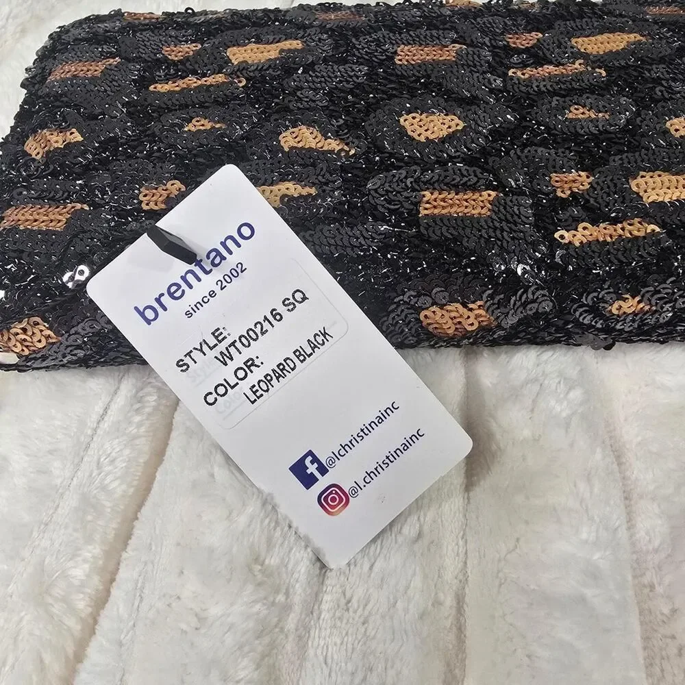 NWT Brentano Women's Leopard Print Wristlet Clutch